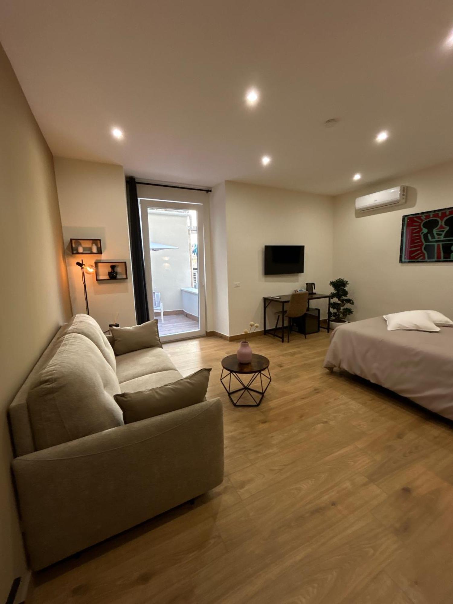 Somnia Luxury Rooms Napels Buitenkant foto