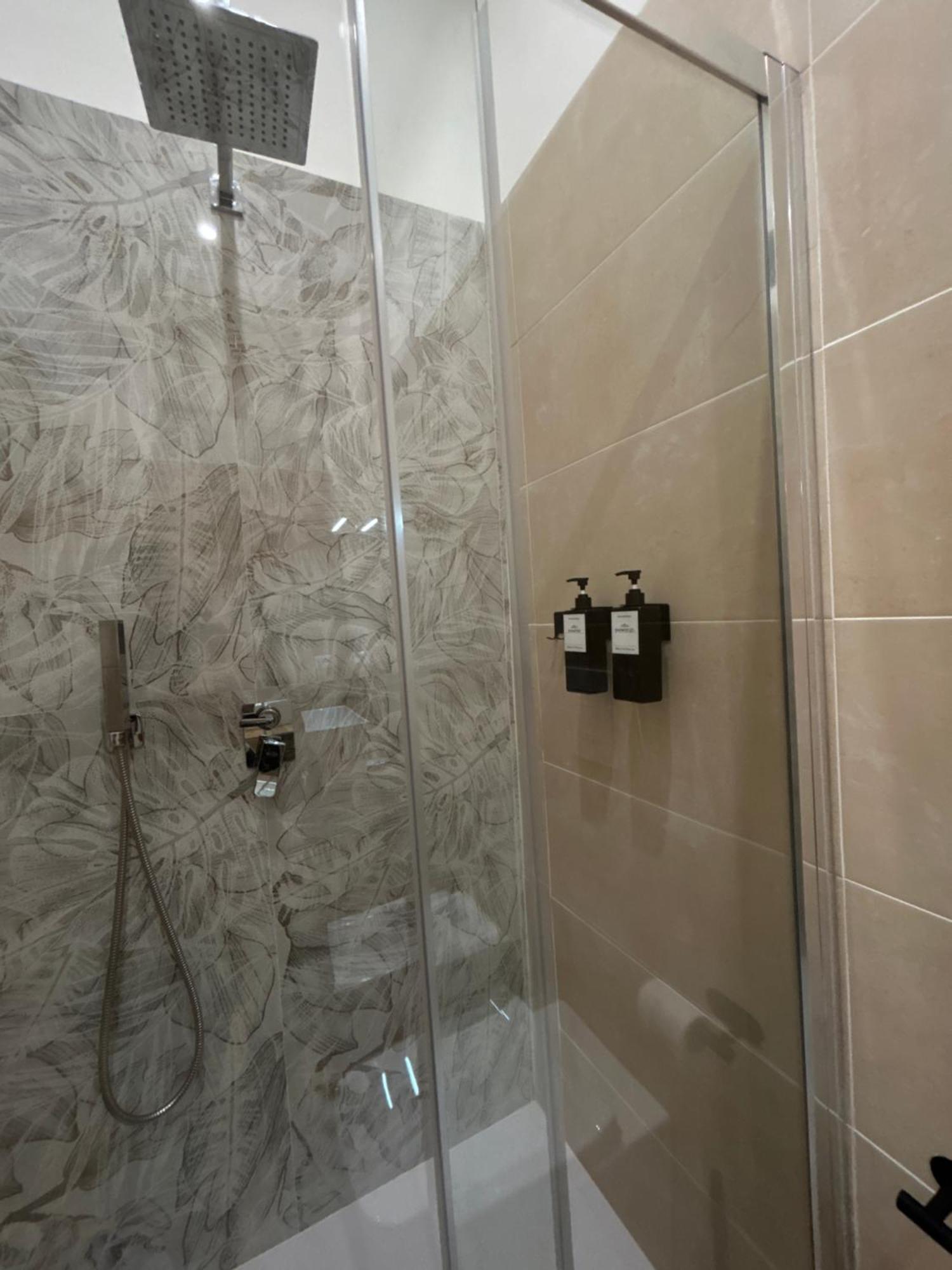 Somnia Luxury Rooms Napels Buitenkant foto